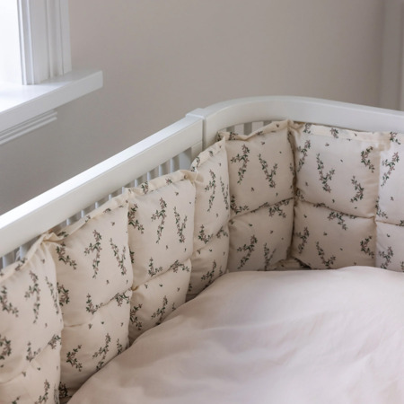 Sebra bedbumper 360 Powder Blossom1